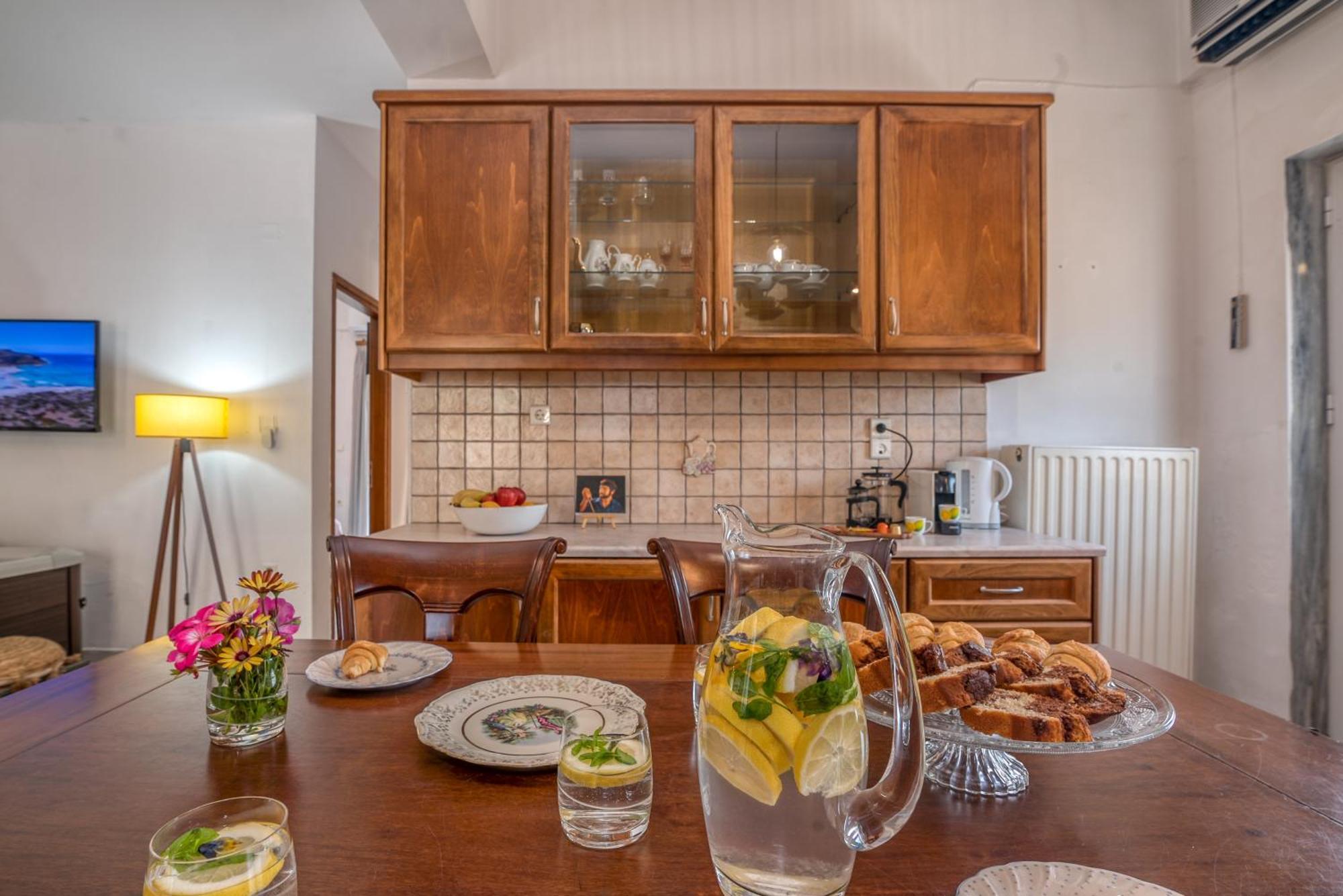 Achilleas Deluxe Αpartment -Pet Friendly-Parking-Mountain View Villa Kotsiana Bagian luar foto